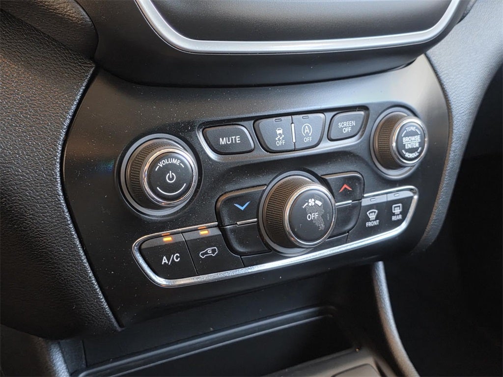 2022 Jeep Cherokee X