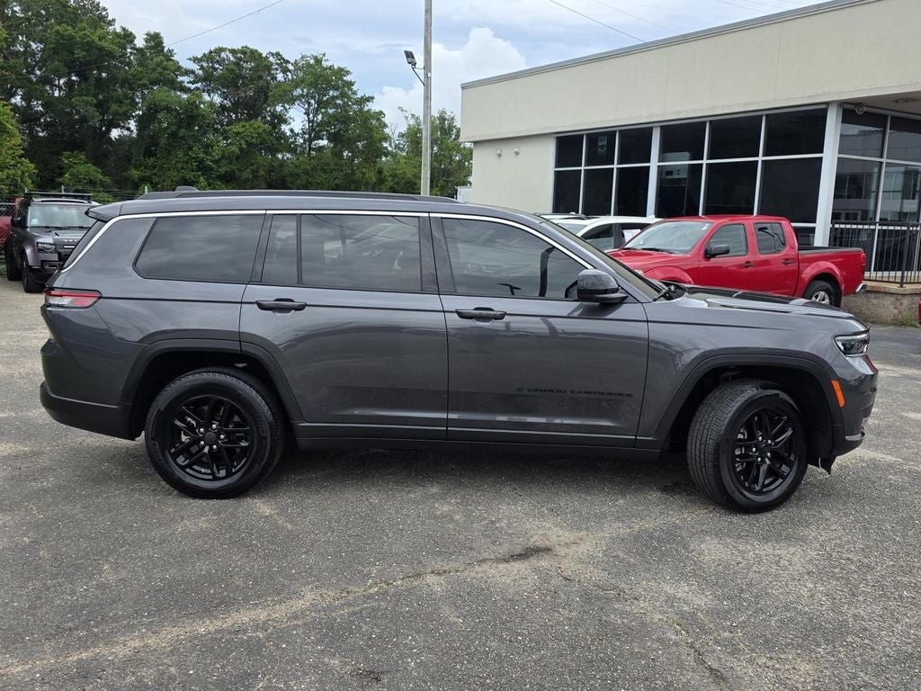 2024 Jeep Grand Cherokee L Laredo