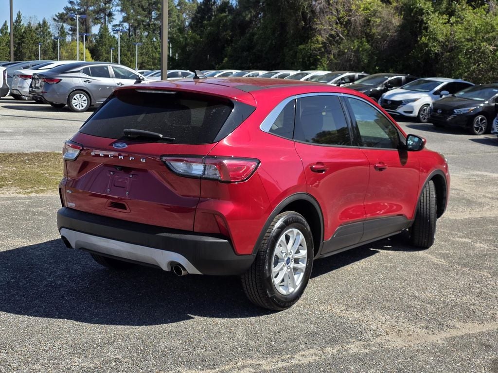 2021 Ford Escape SE