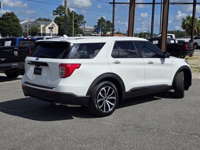 2022 Ford Explorer ST-Line