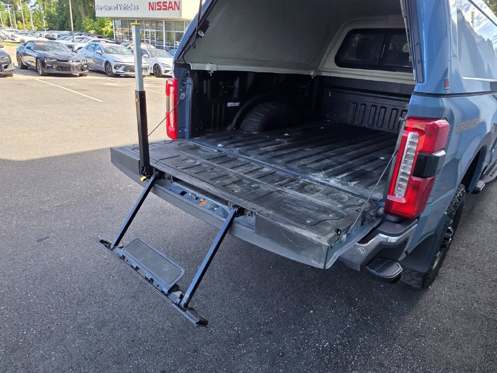 2023 Ford F-250SD Lariat Lariat Ultimate & Tremor Off Road