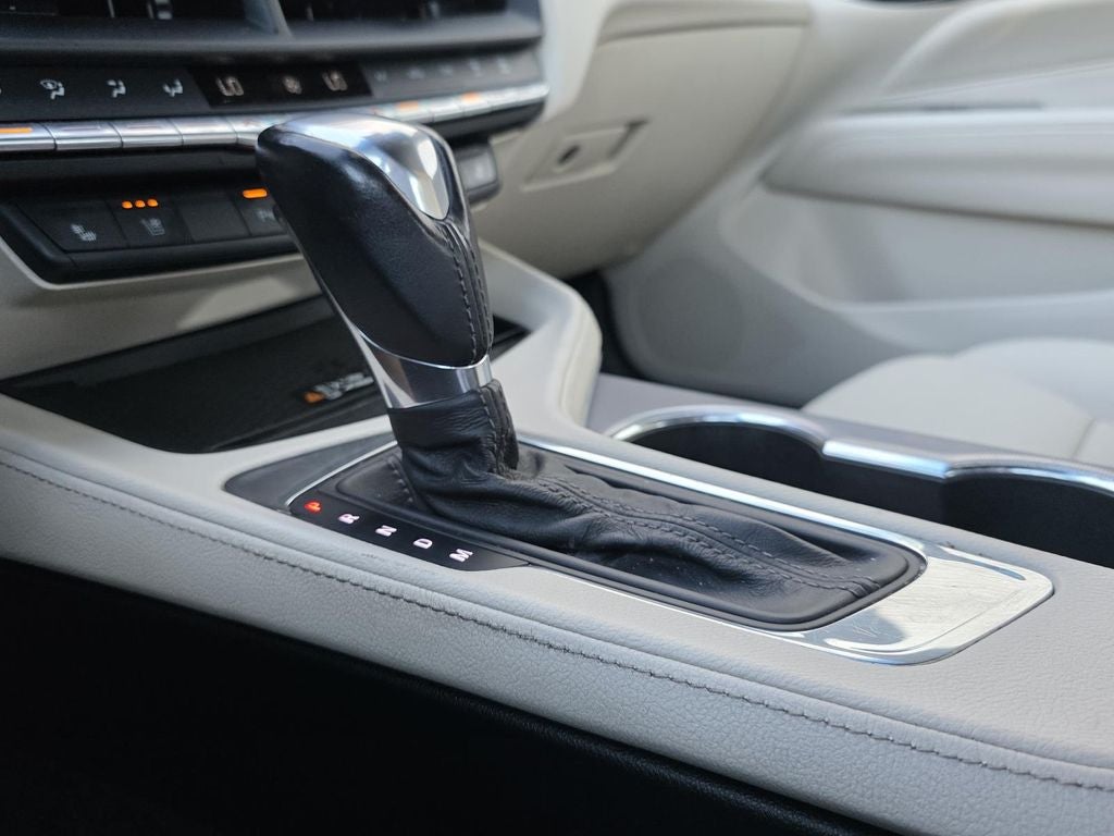 2023 Cadillac CT4 Premium Luxury