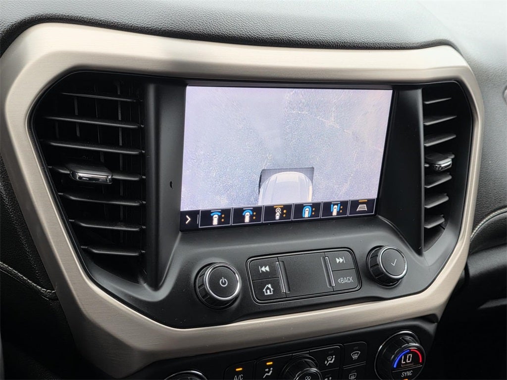 2020 GMC Acadia Denali