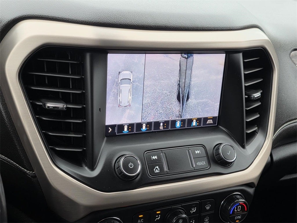 2020 GMC Acadia Denali