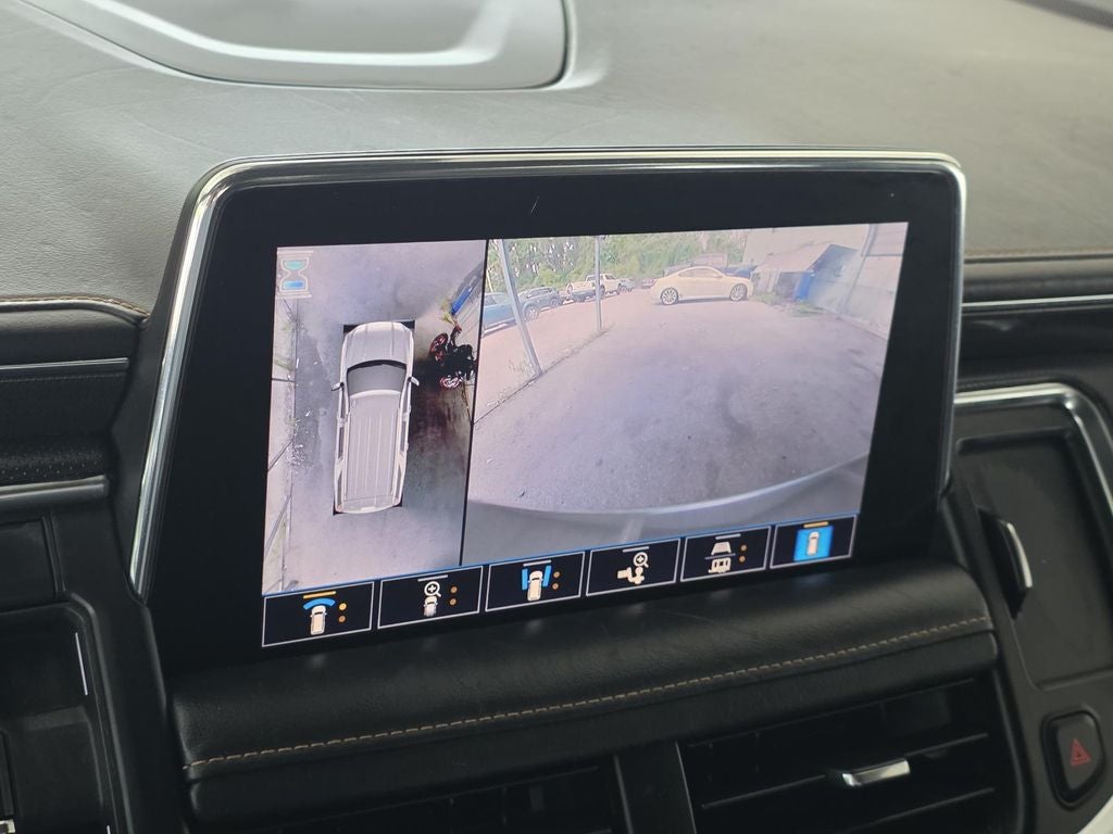 2021 GMC Yukon XL AT4