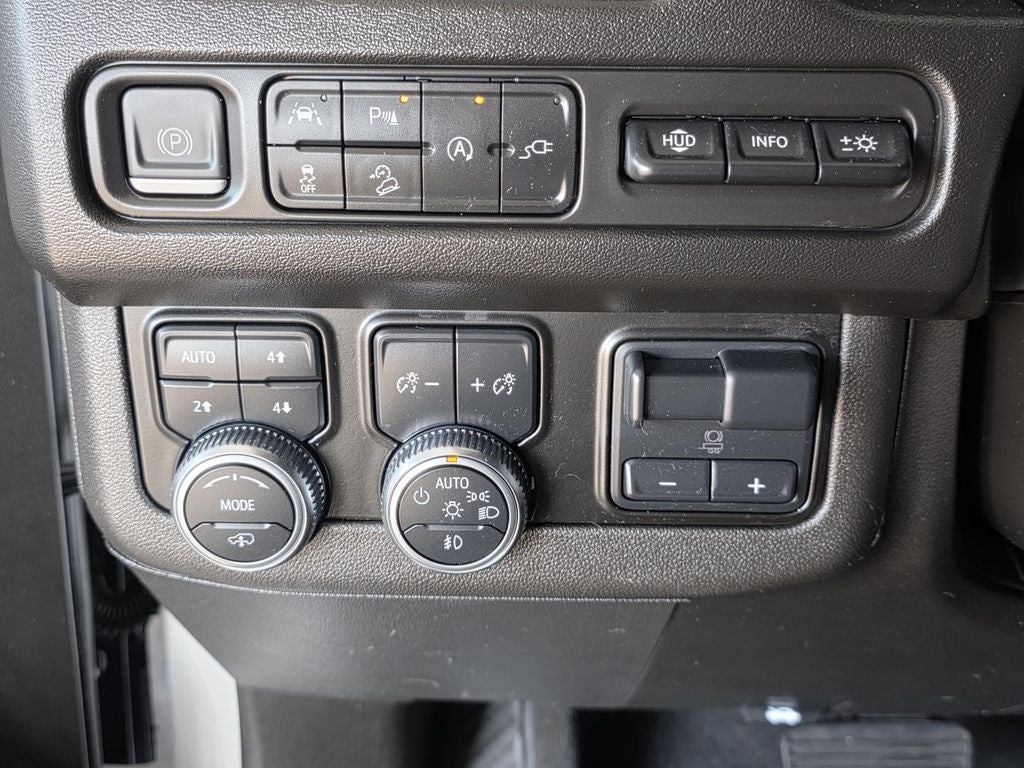 2021 GMC Yukon XL AT4