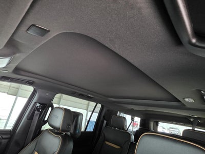 2021 GMC Yukon XL AT4