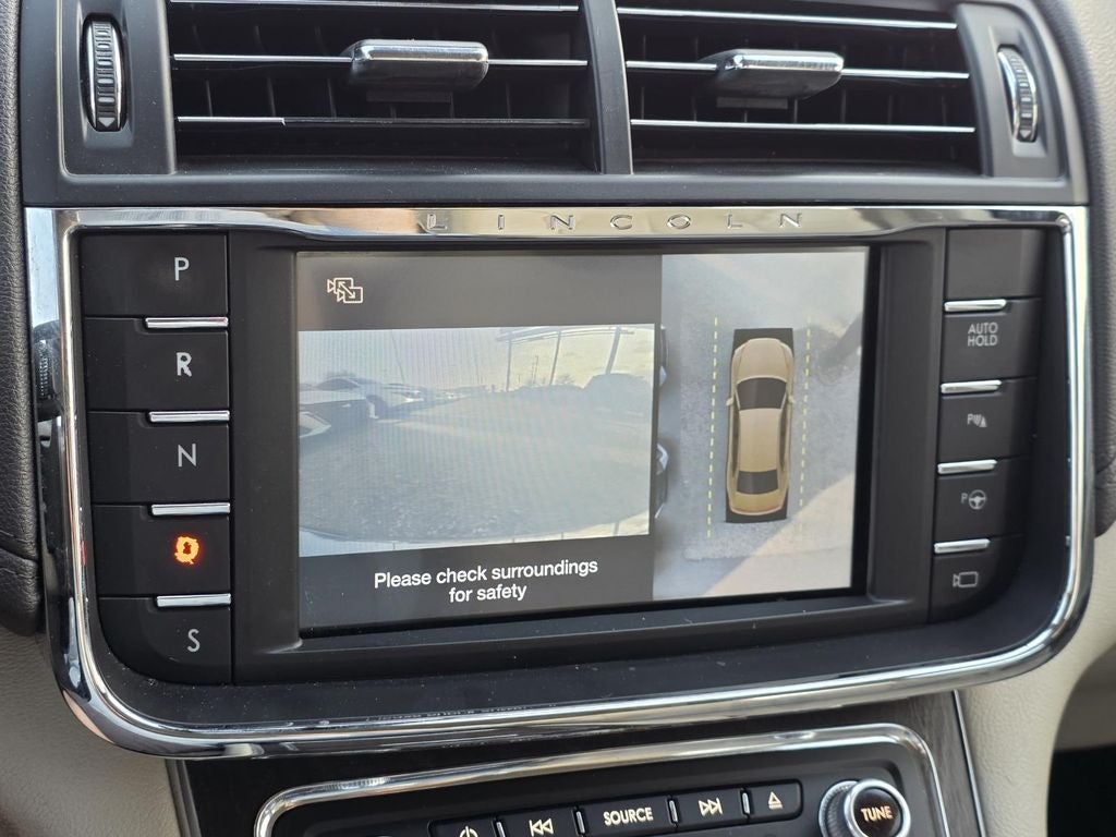 2017 Lincoln Continental Reserve