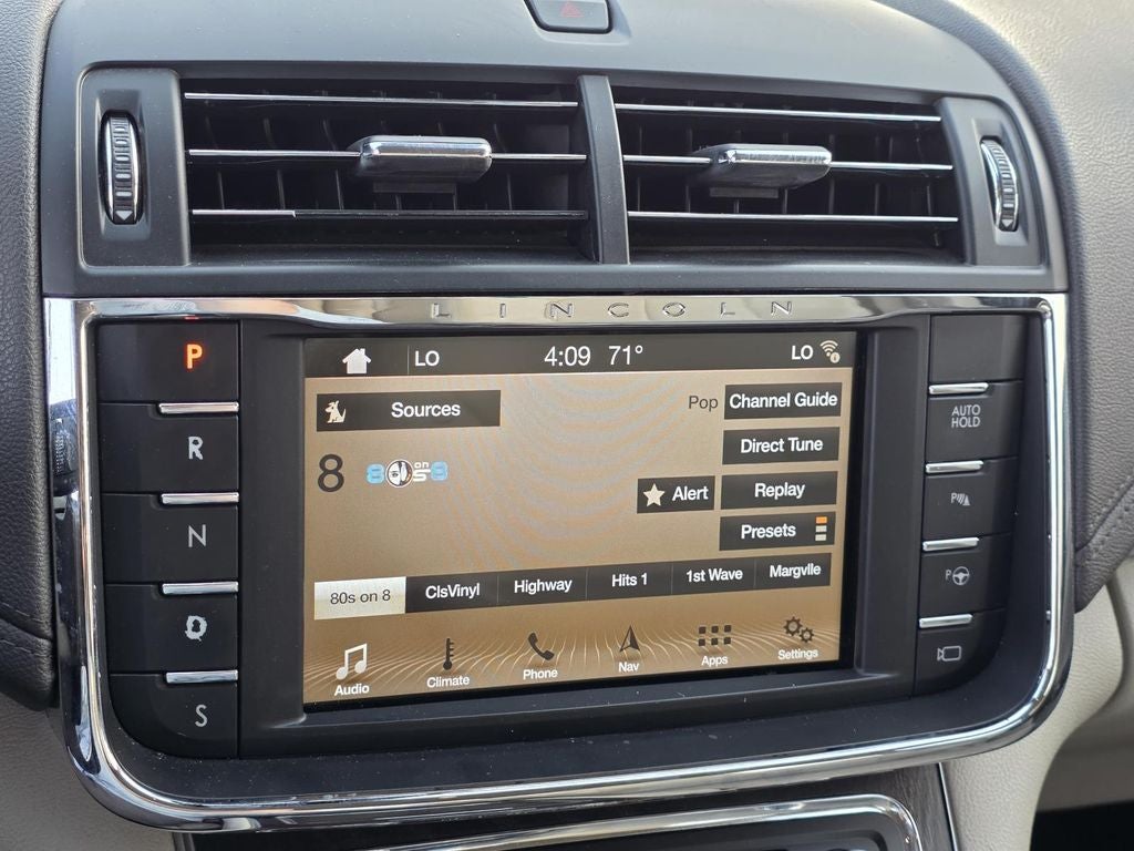 2017 Lincoln Continental Reserve