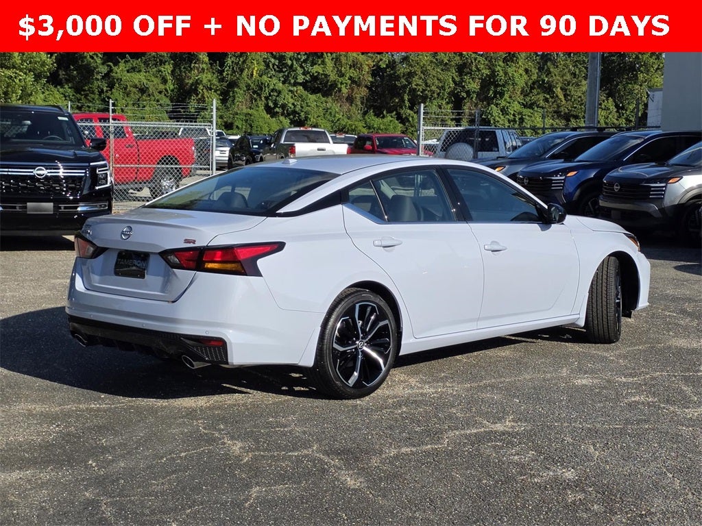 2025 Nissan Altima 2.5 SR