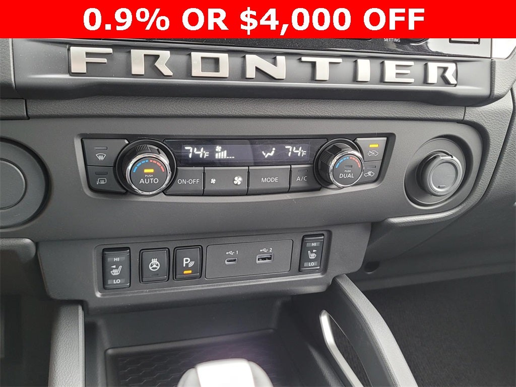 2025 Nissan Frontier SV