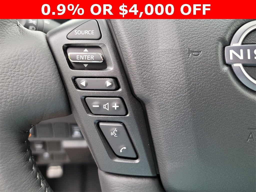 2025 Nissan Frontier SV