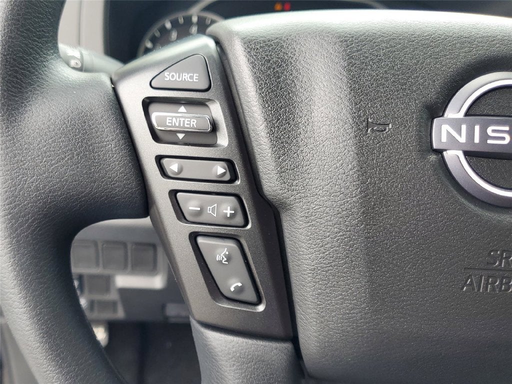 2027 Nissan Frontier SV