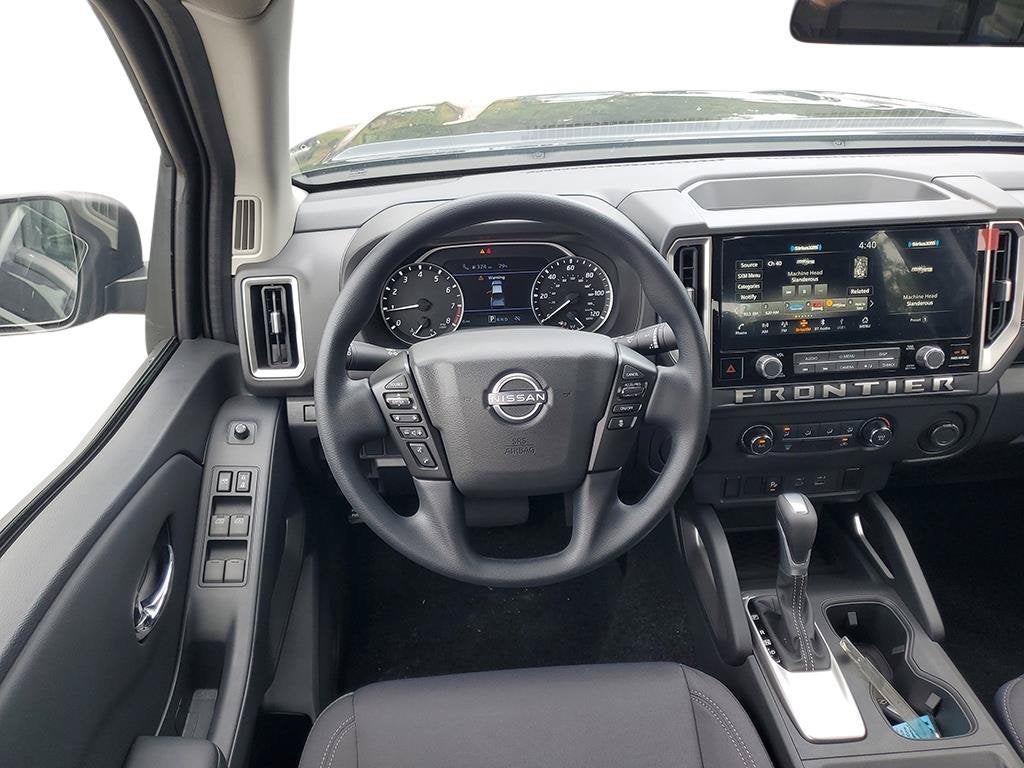 2027 Nissan Frontier SV