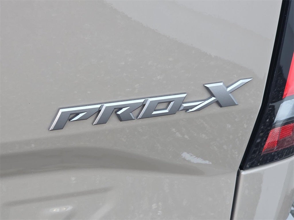 2022 Nissan Frontier PRO-X