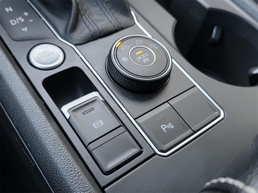 2020 Volkswagen Atlas Cross Sport 3.6L V6 SE w/Technology 4Motion