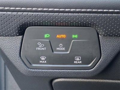 2024 Volkswagen Atlas Cross Sport 2.0T SEL R-Line