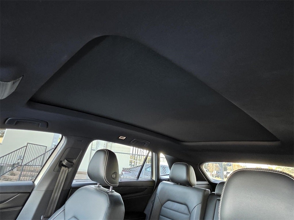 2024 Volkswagen Atlas Cross Sport 2.0T SEL R-Line