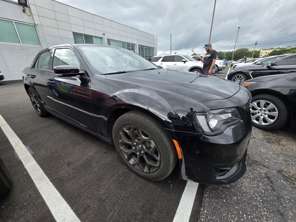 2022 Chrysler 300 Touring