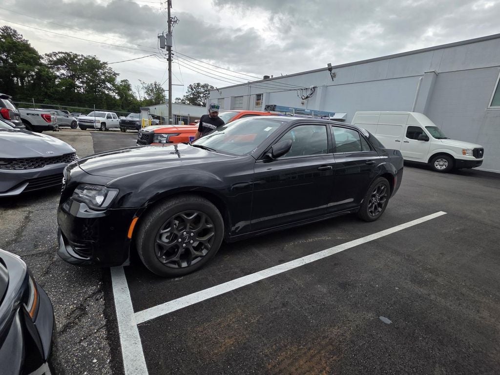 2022 Chrysler 300 Touring