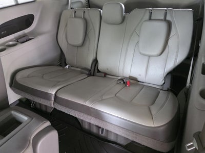 2017 Chrysler Pacifica Touring L Plus