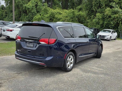 2017 Chrysler Pacifica Touring L Plus