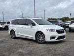 2022 Chrysler Pacifica Hybrid Pinnacle