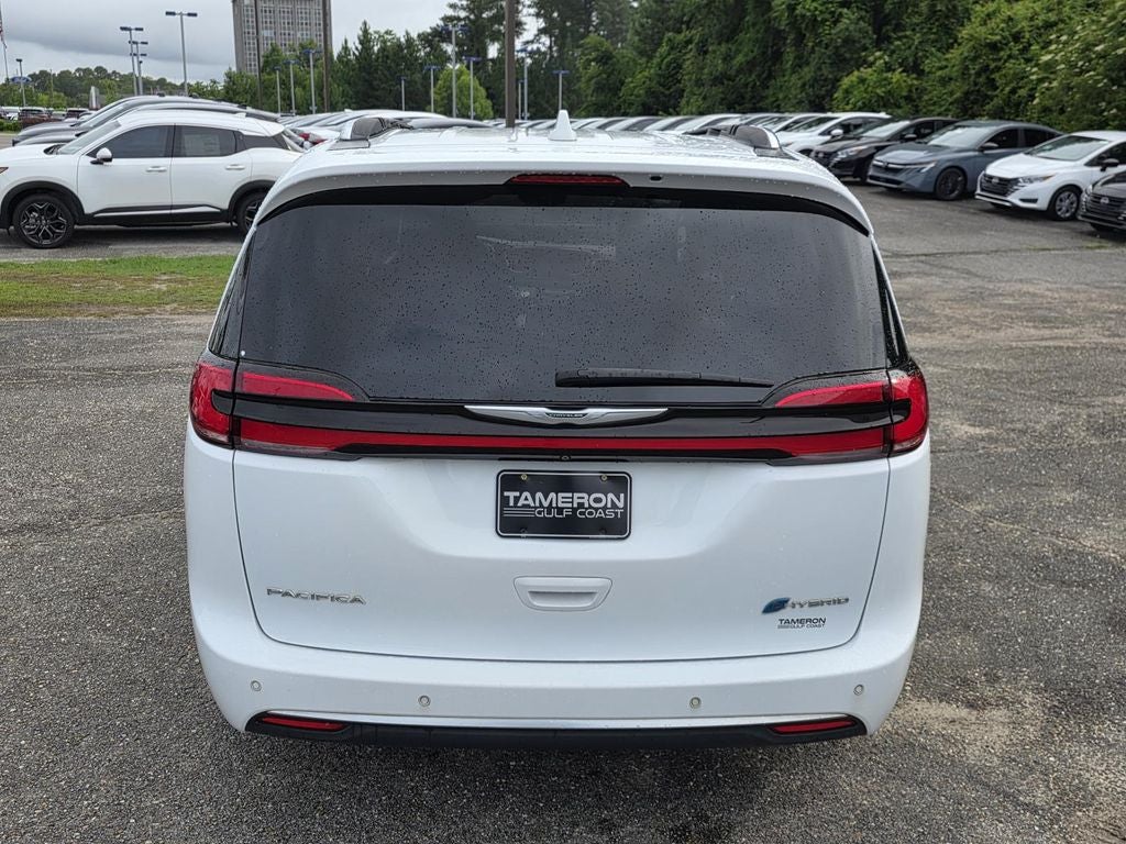 2022 Chrysler Pacifica Hybrid Pinnacle
