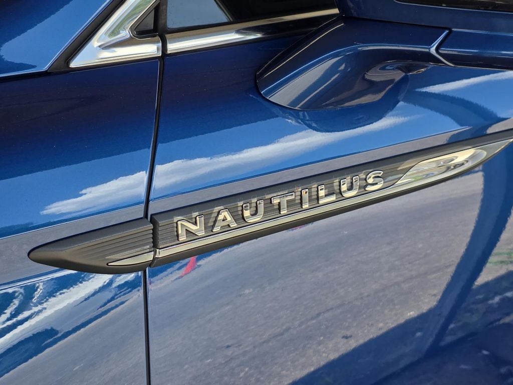 2020 Lincoln Nautilus Reserve