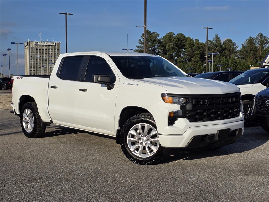 2023 Chevrolet Silverado 1500 Custom