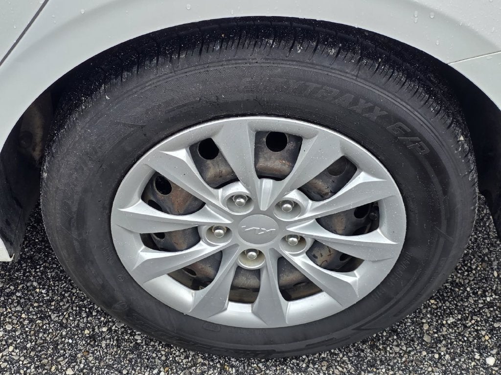 2022 Kia Forte FE