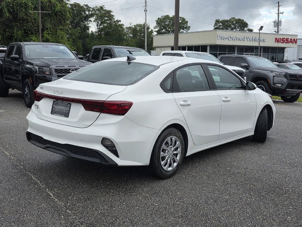2022 Kia Forte FE