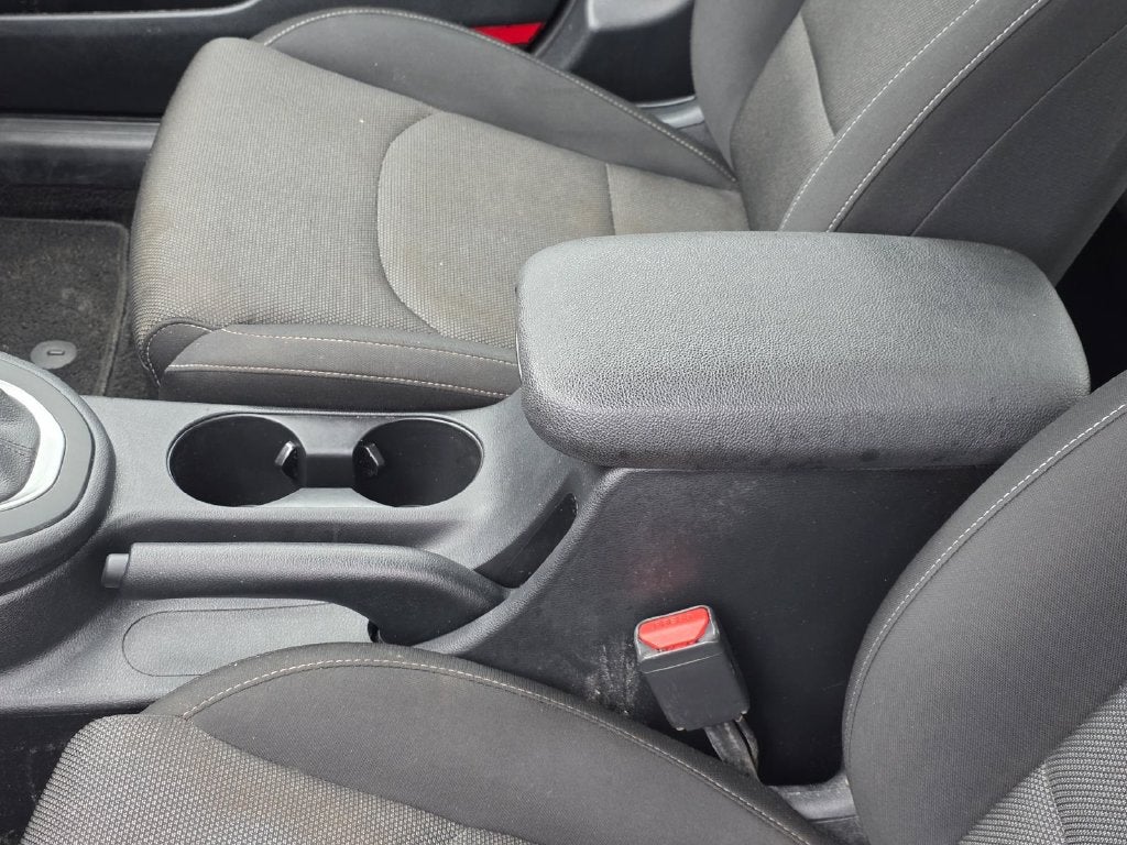 2022 Kia Forte FE