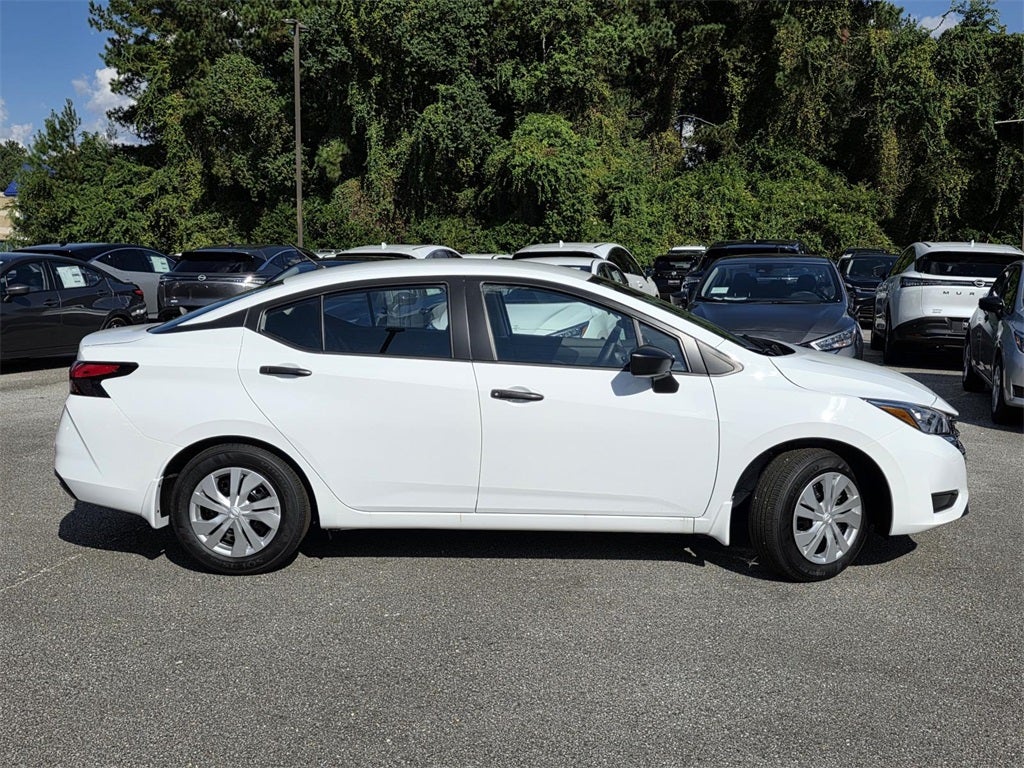 2025 Nissan Versa 1.6 S