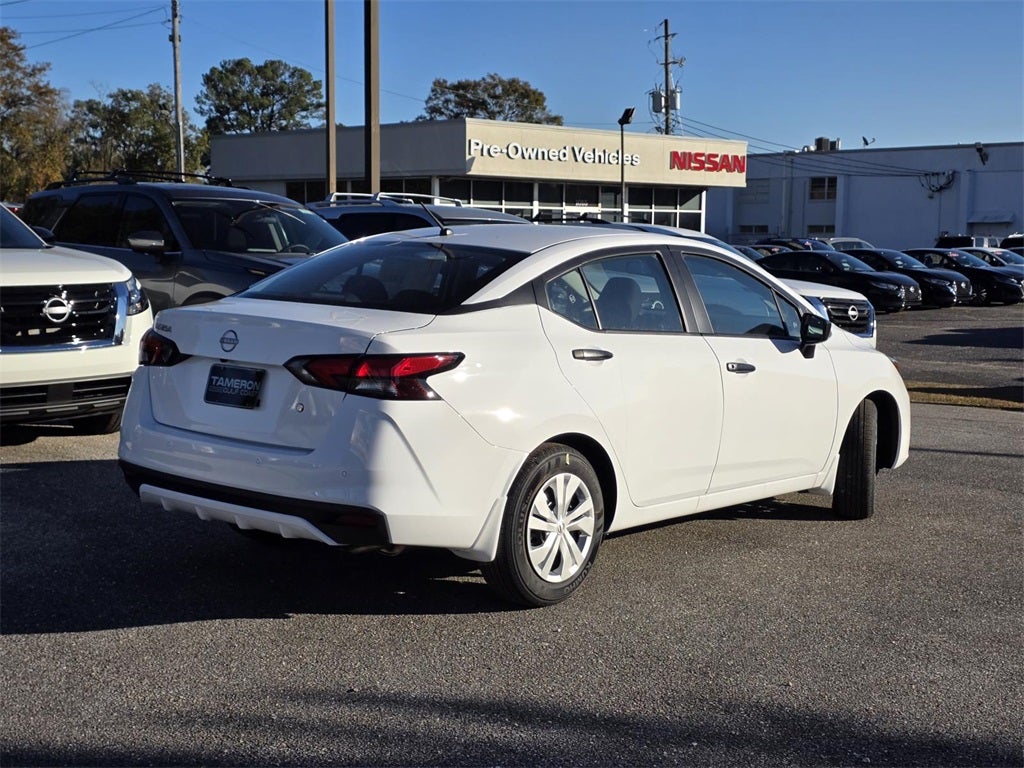 2025 Nissan Versa 1.6 S