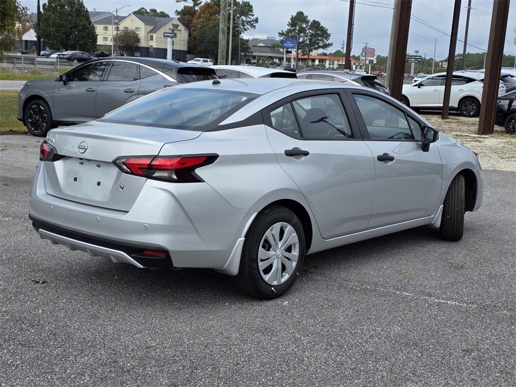 2025 Nissan Versa 1.6 S