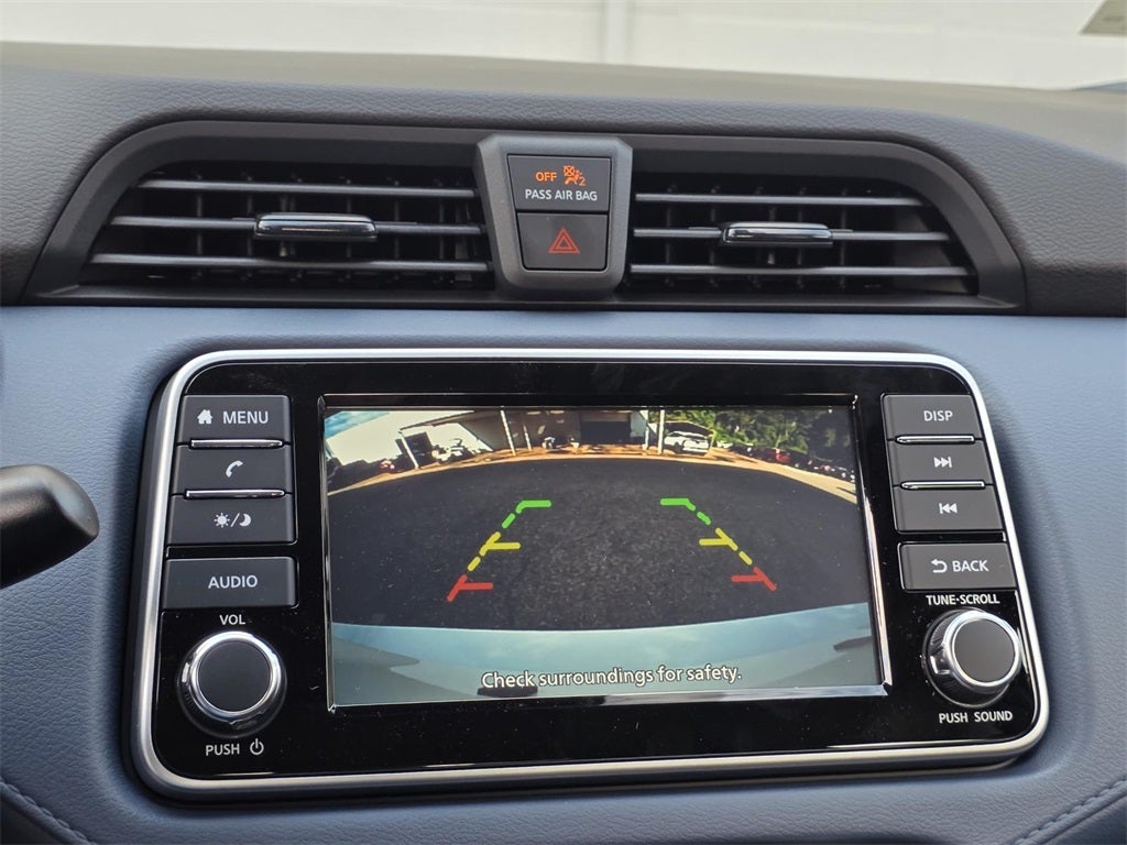 2025 Nissan Versa 1.6 SV