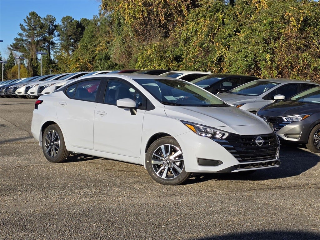 2025 Nissan Versa 1.6 SV