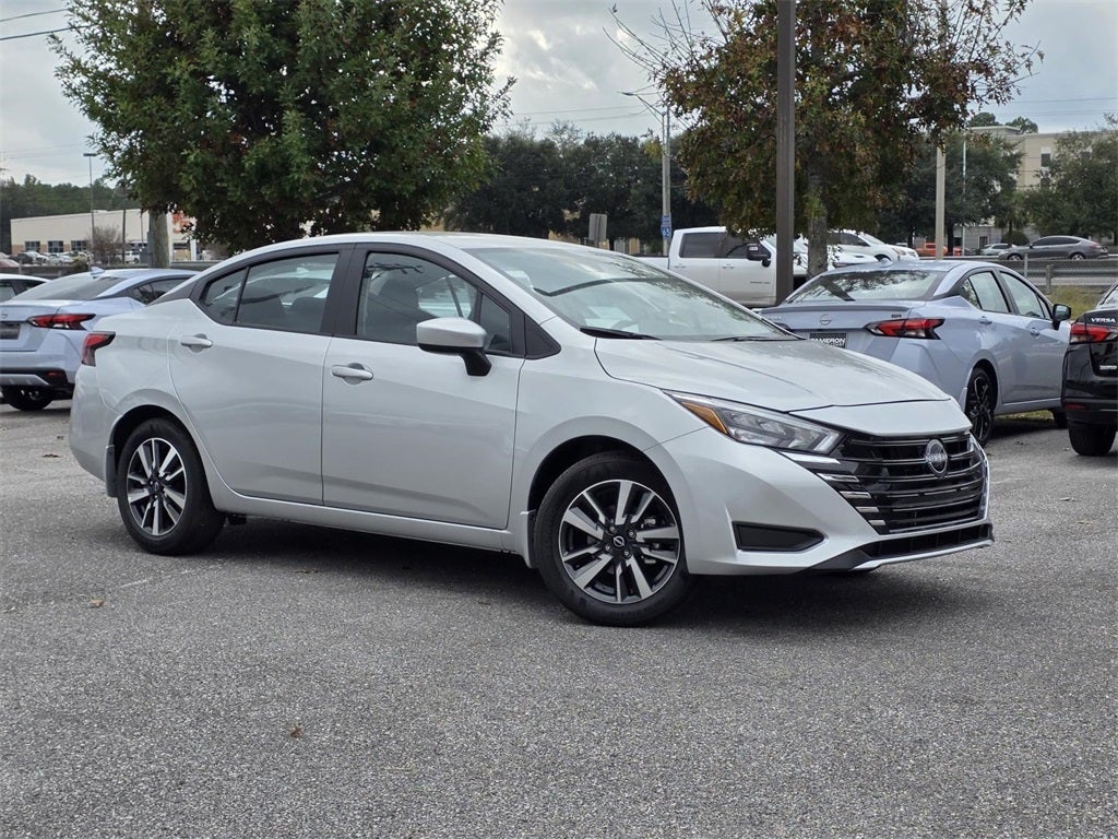 2025 Nissan Versa 1.6 SV