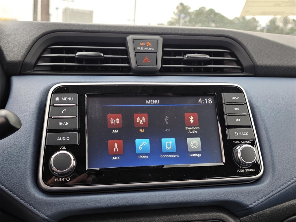 2025 Nissan Versa 1.6 SV