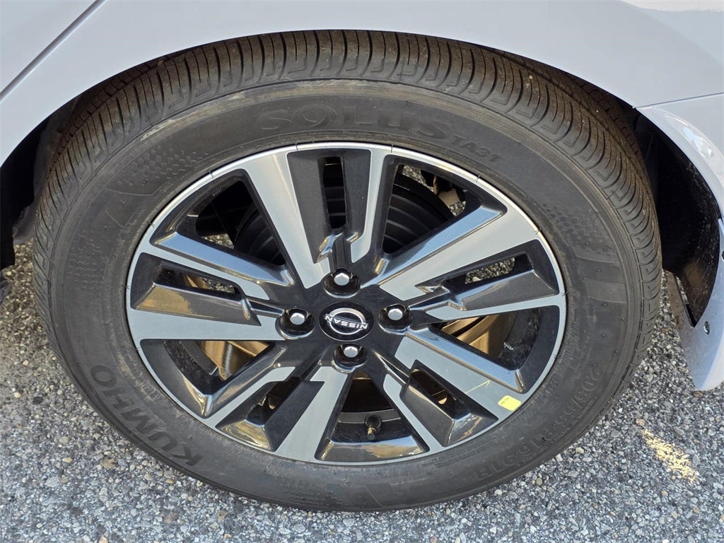 2025 Nissan Versa 1.6 SV