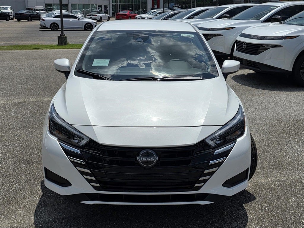 2025 Nissan Versa 1.6 SV