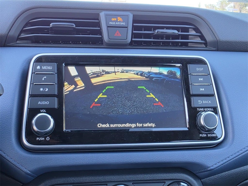 2025 Nissan Versa 1.6 SV