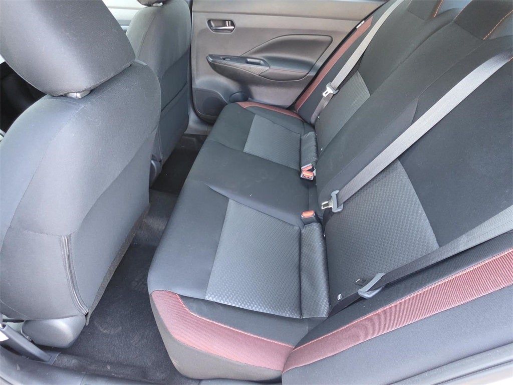 2025 Nissan Versa 1.6 SR