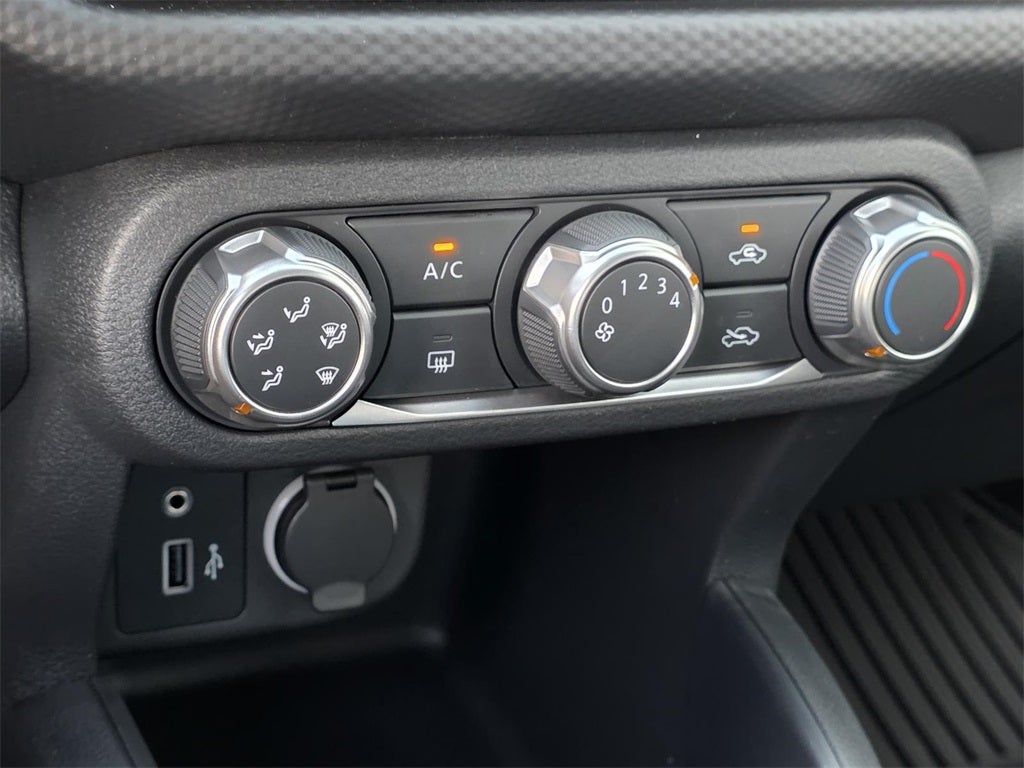 2025 Nissan Kicks Play S