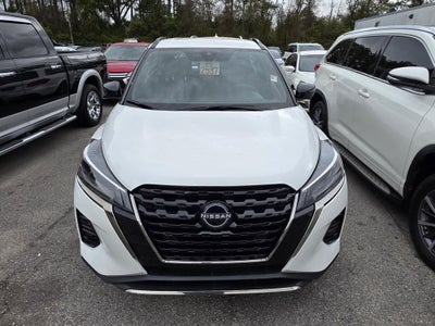 2024 Nissan Kicks SR