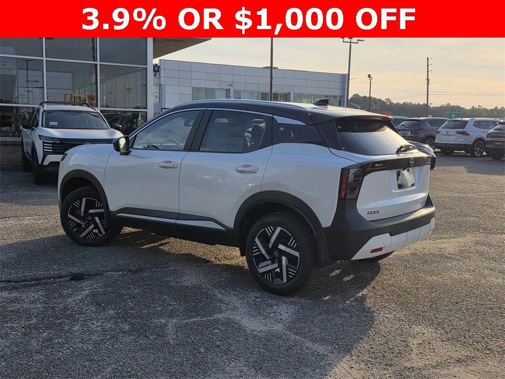 2026 Nissan Kicks SV