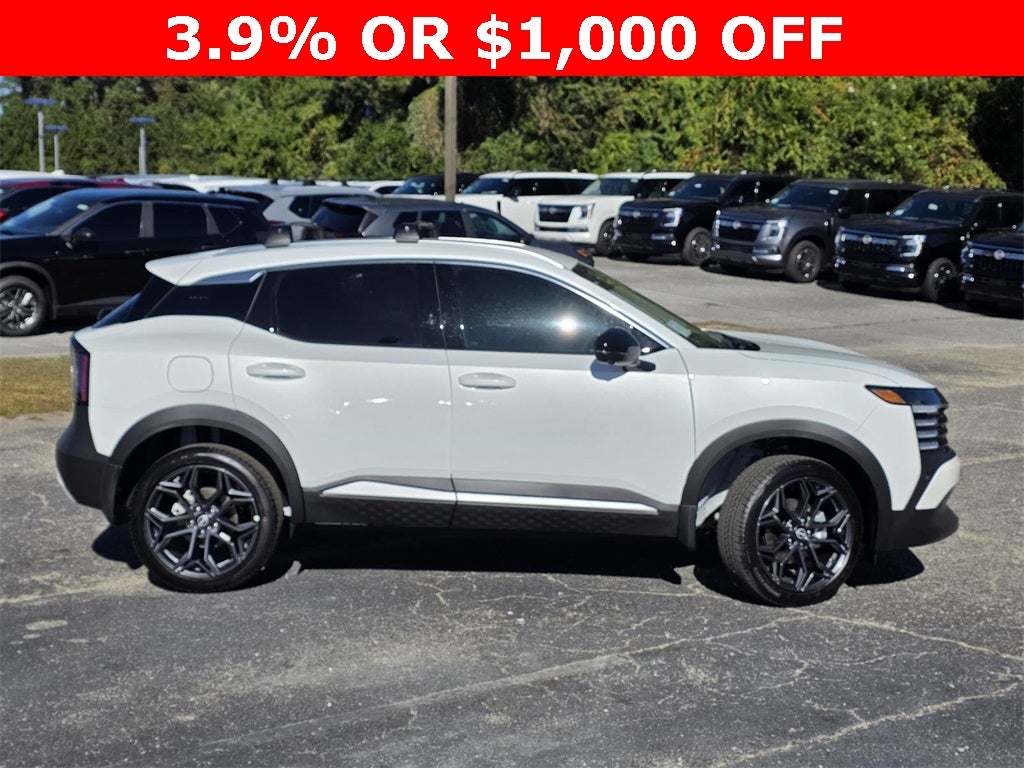 2026 Nissan Kicks SR