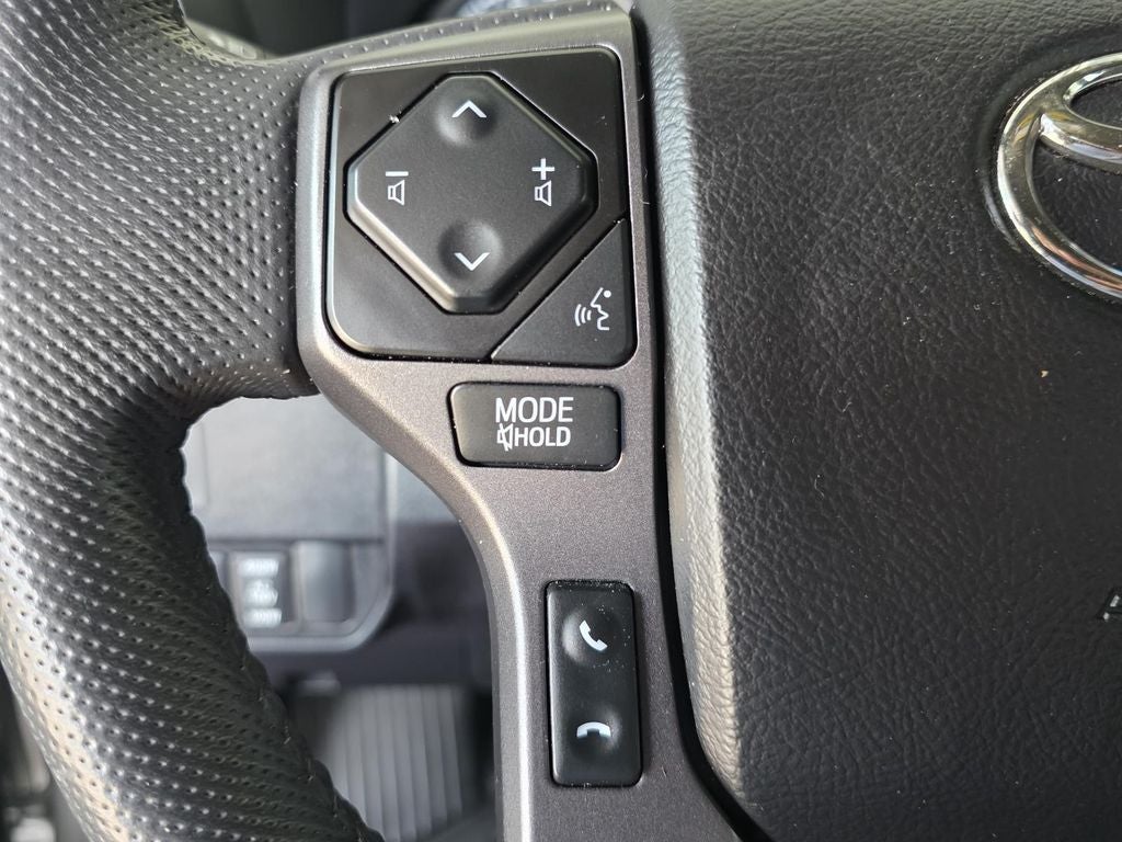 2022 Toyota Tacoma TRD Sport V6