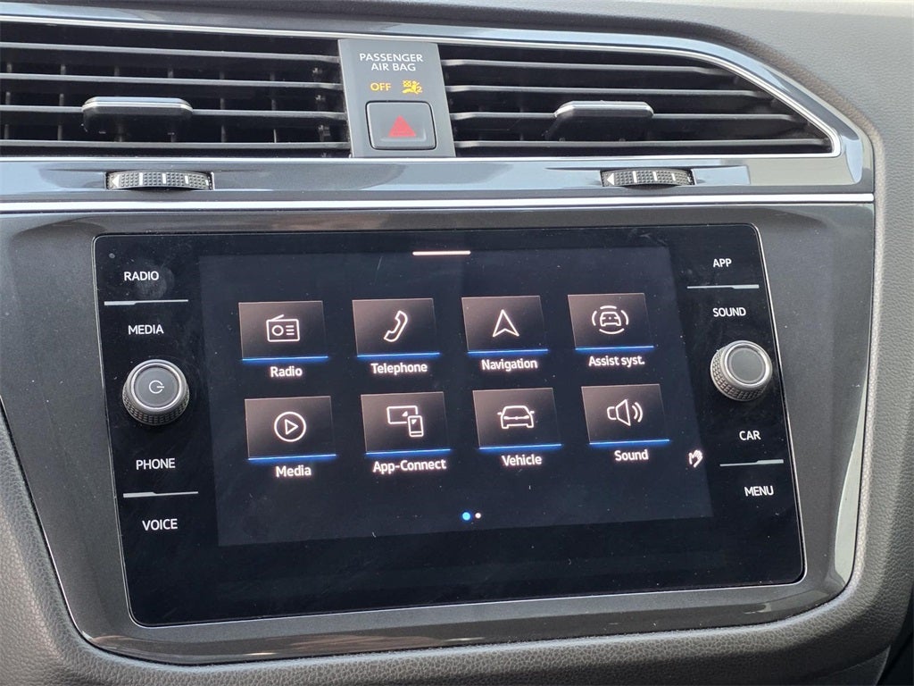 2024 Volkswagen Tiguan 2.0T SE